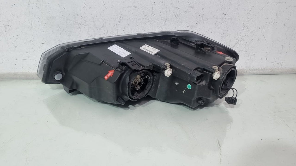 Farol Diant Dir VW Polo 2018/2021 Usado