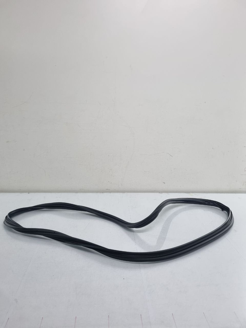 Borracha Vedação Porta Malas Chevrolet Prisma 2013/2019 Nova