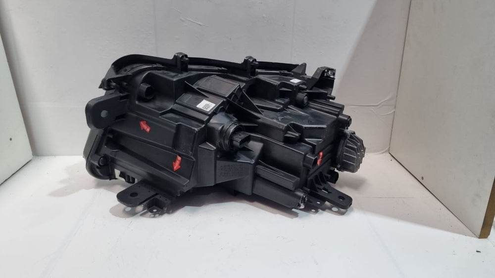 Farol Esq Full LED RAM Rampage 2023/2025 Usado