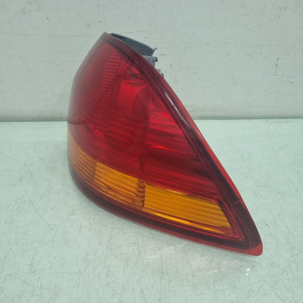 Lanterna Tras Mitsubishi Pajero Dakar 2011/2015