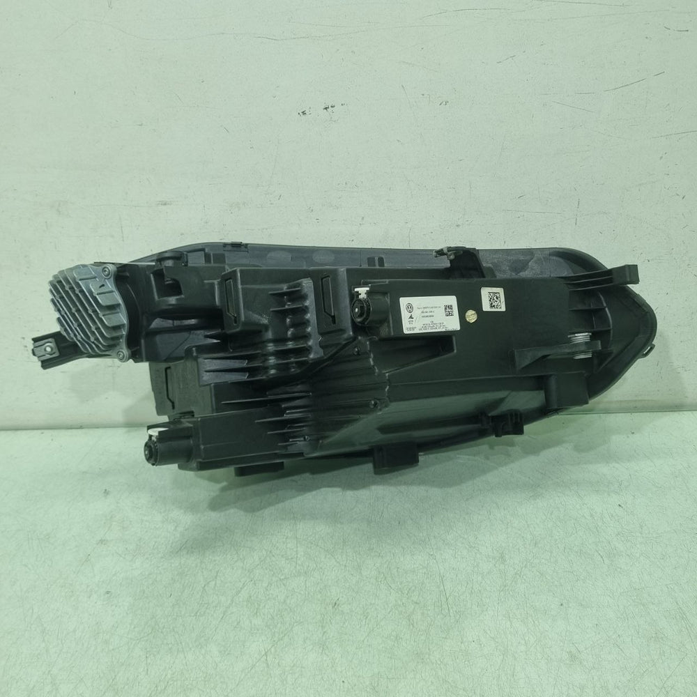 Farol Diant VW Nivus LED 2022/2024 Usado