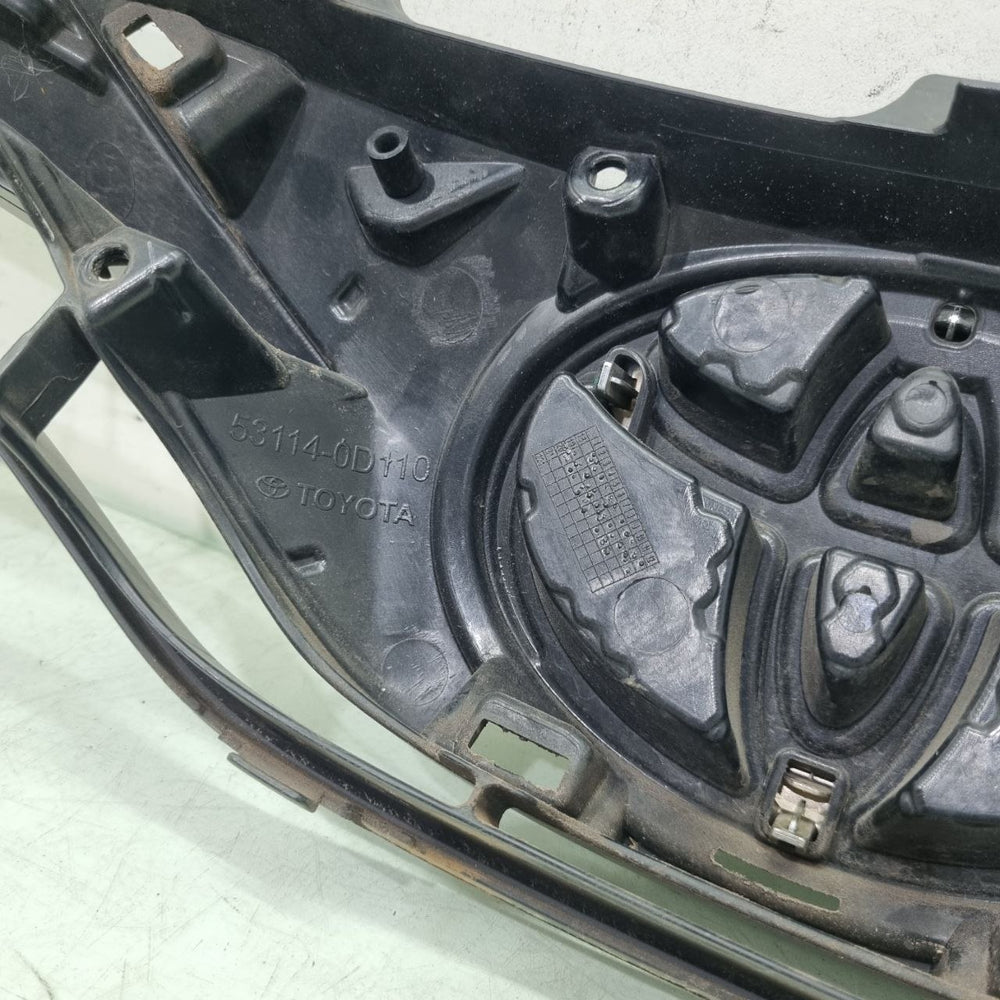 Grade Diant Toyota Yaris 2018/2023 Usada