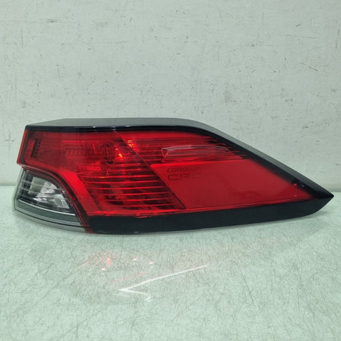 Lanterna Traseira Direita Toyota Corolla Cross 22/25