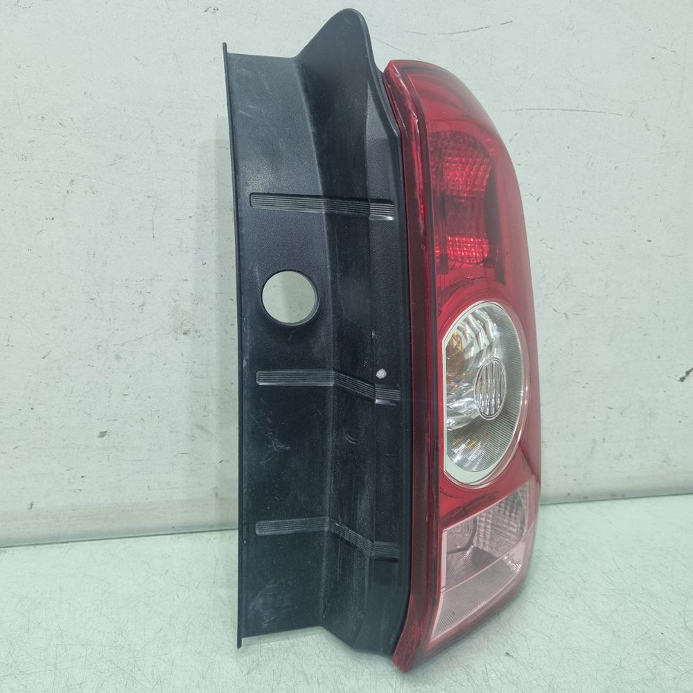 Lanterna Tras Dir Renault Duster 2011/2015 Usada