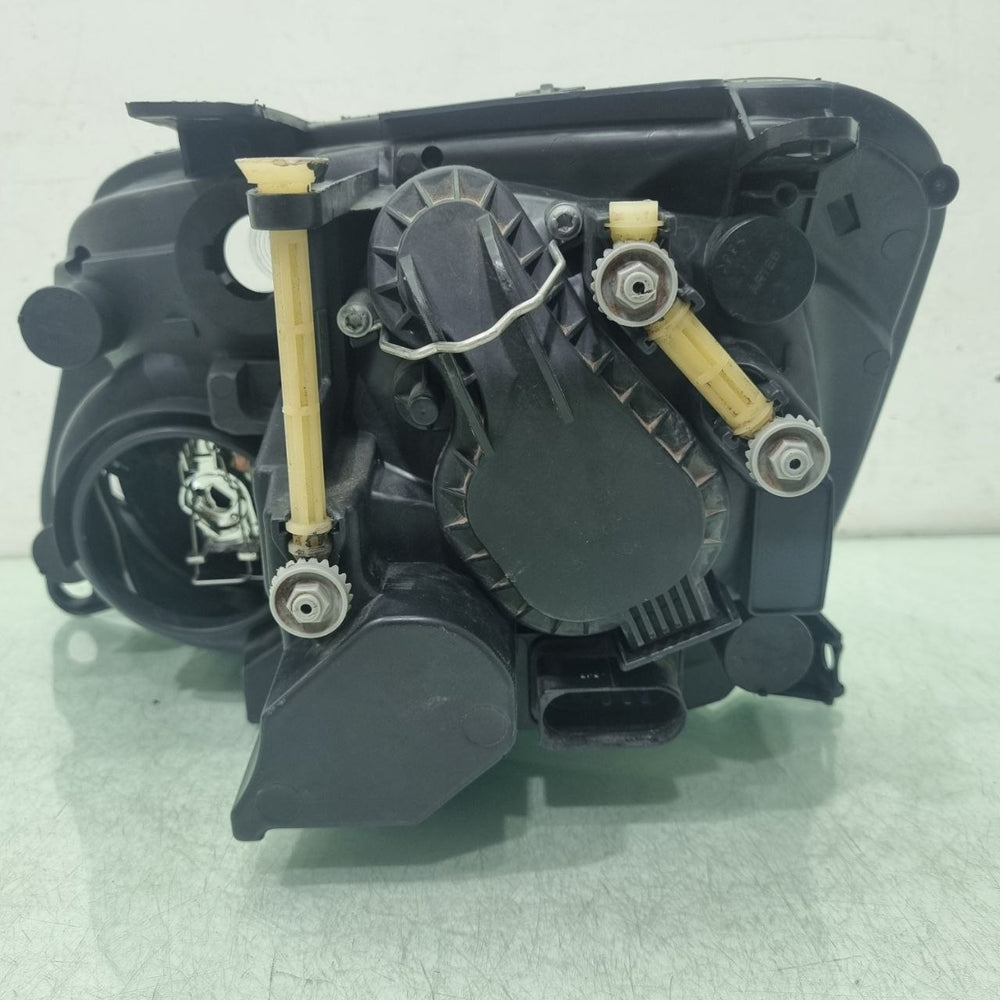 Farol Diant Dir VW Amarok 2010/2017 Usado