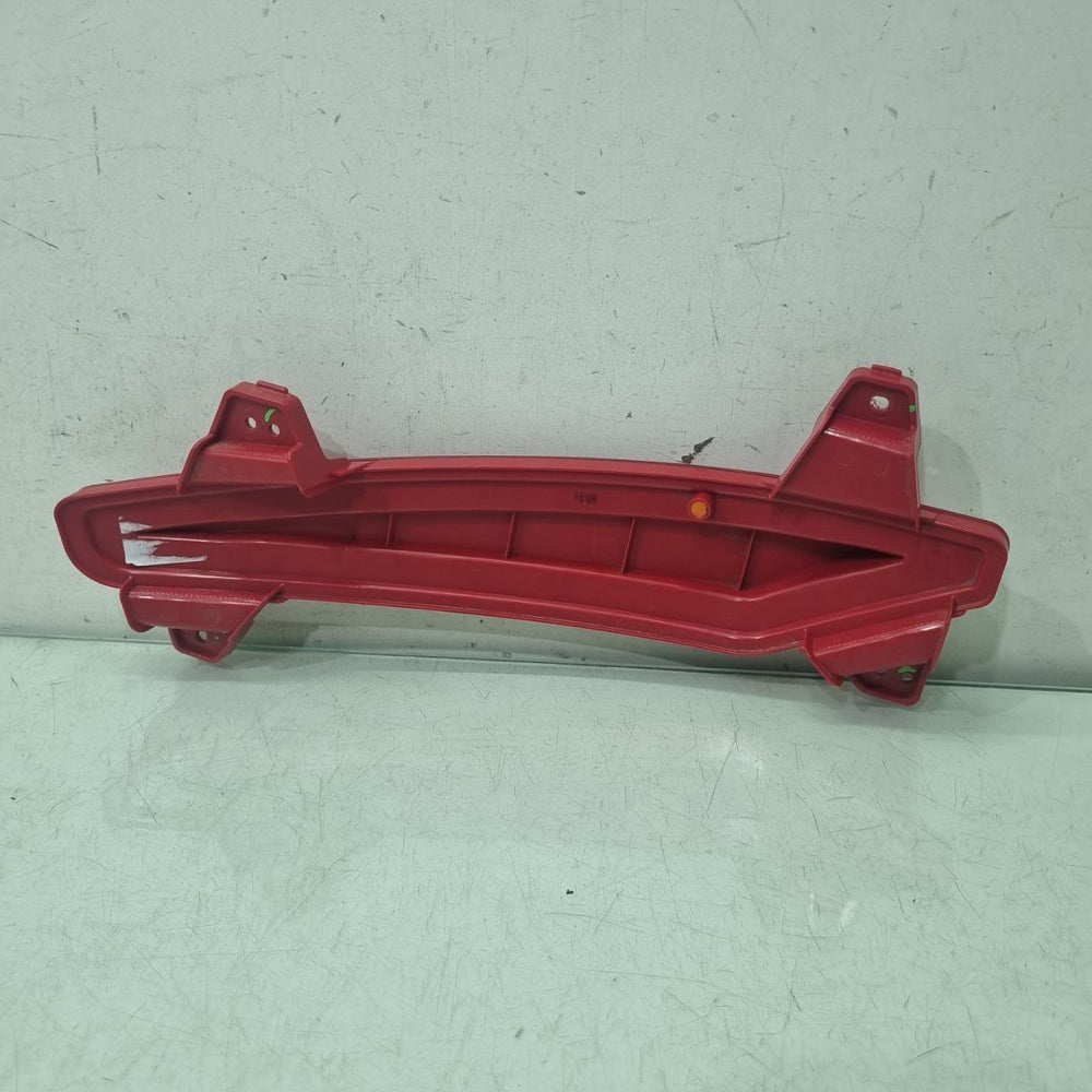 Defletor Direito Parachoque Traseiro Hyundai HB20 Hatch