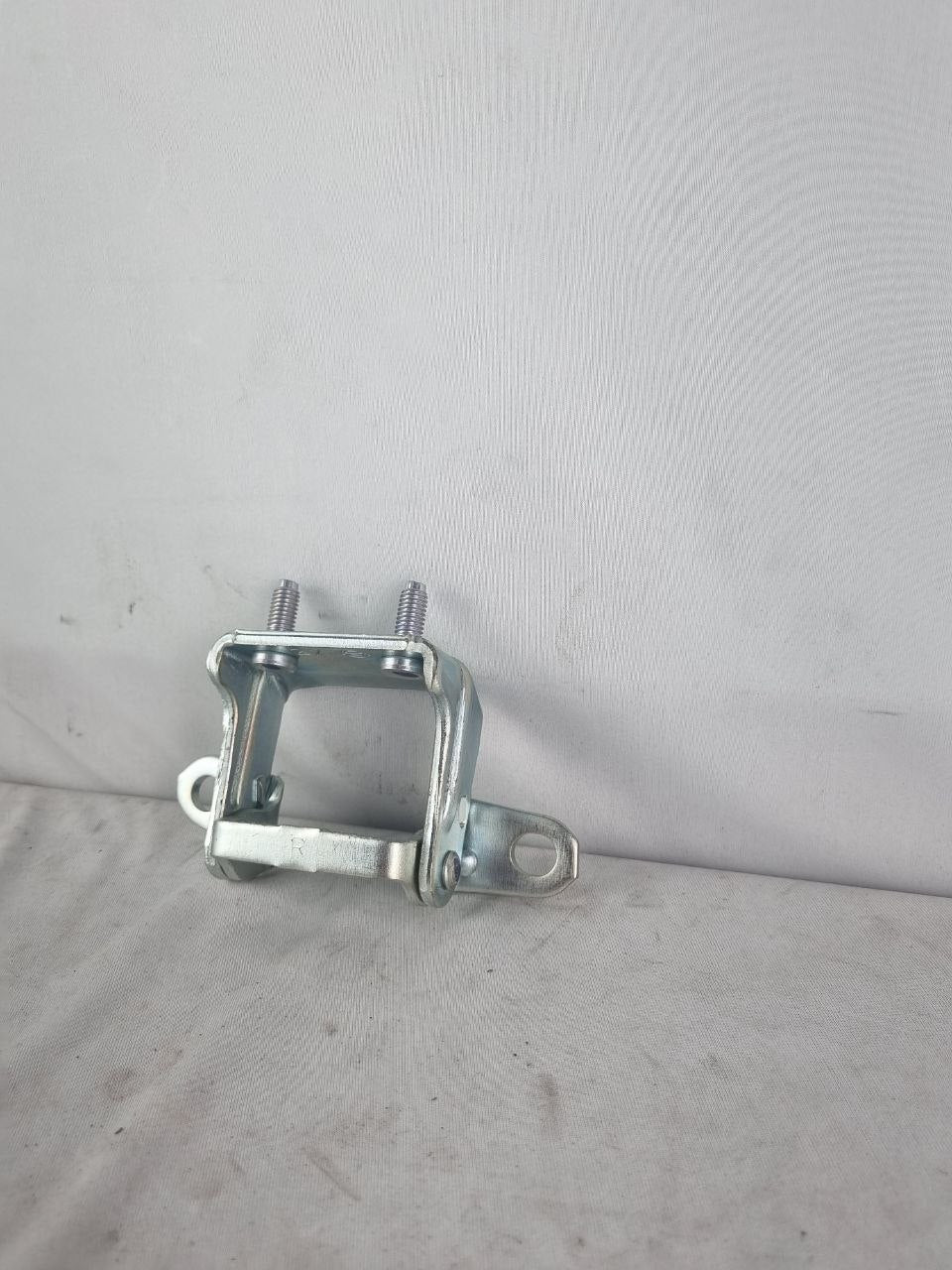 Dobradiça Superior Porta Traseira Esquerda Nissan Versa 2011/2021 Nova