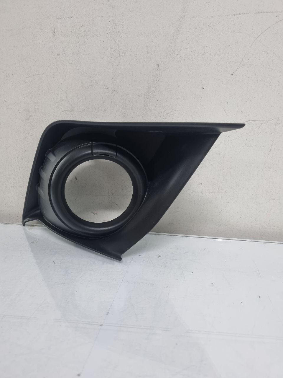 Moldura Farol de Milha Dianteira Esquerda Renault Kwid Outsider 2020/2026 Nova