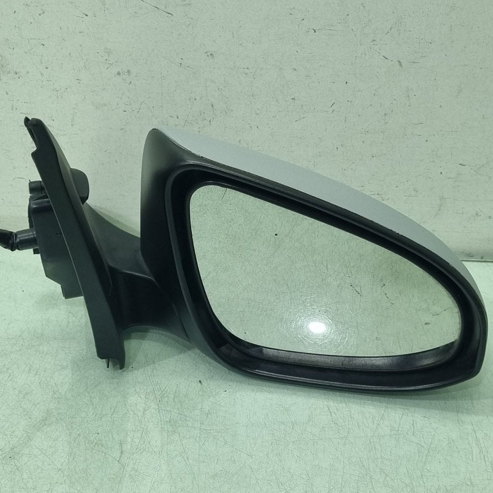 Espelho Retrovisor Esq Toyota Etios 2015/2021 Usado