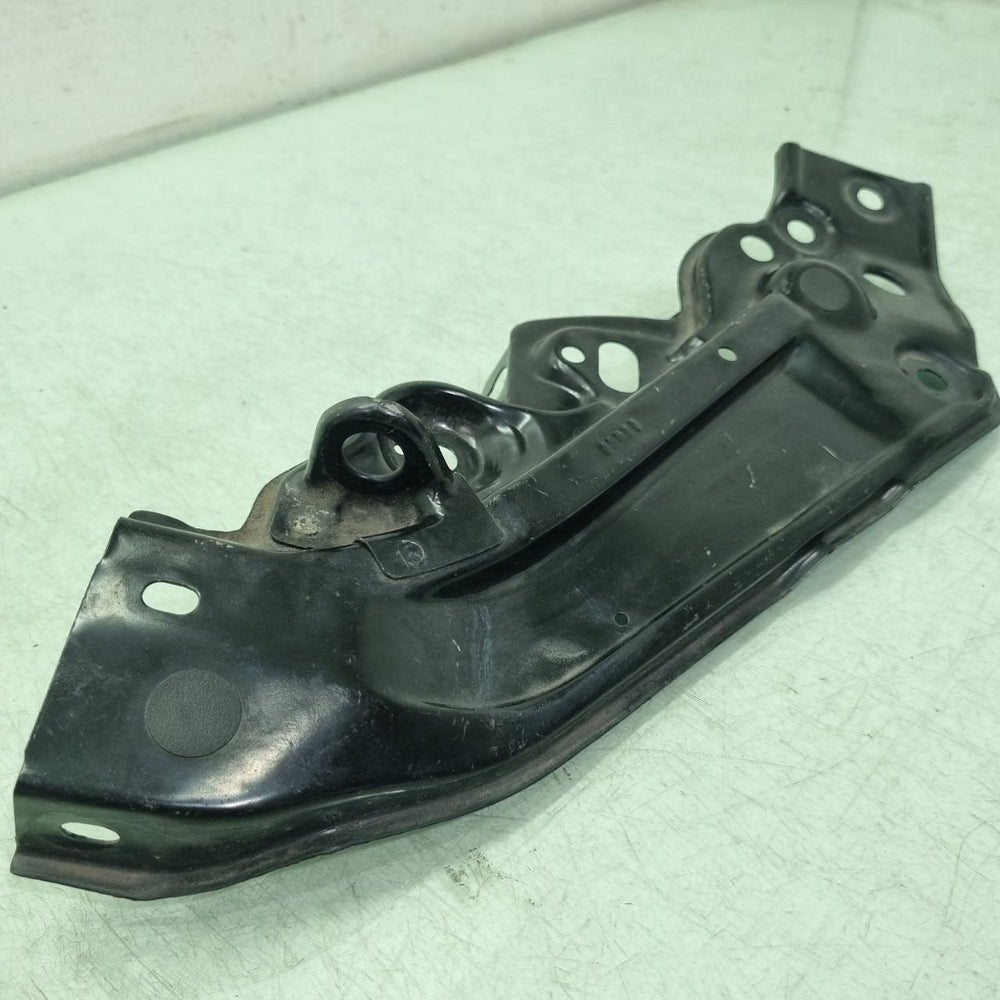 Suporte Farol Diant Esq VW Polo 2017/2022 Usado
