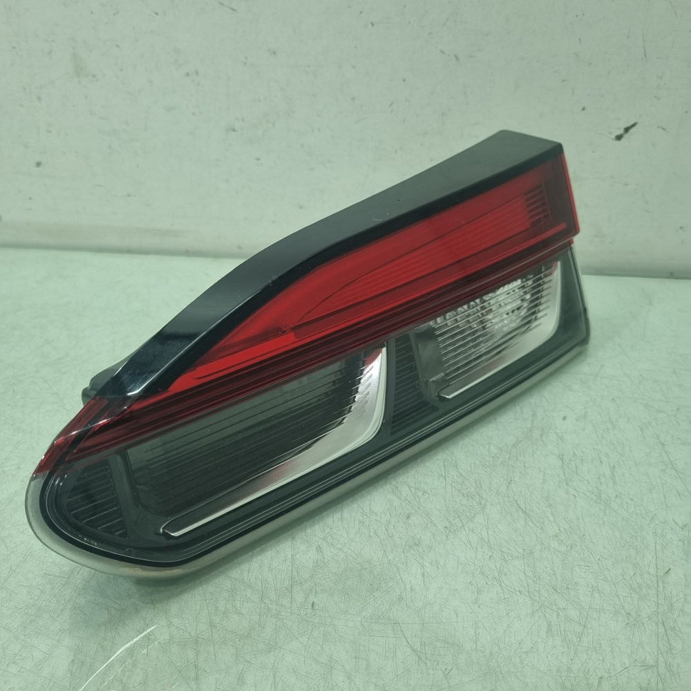 Lanterna Traseira Direita Toyota Corolla Cross 23/25