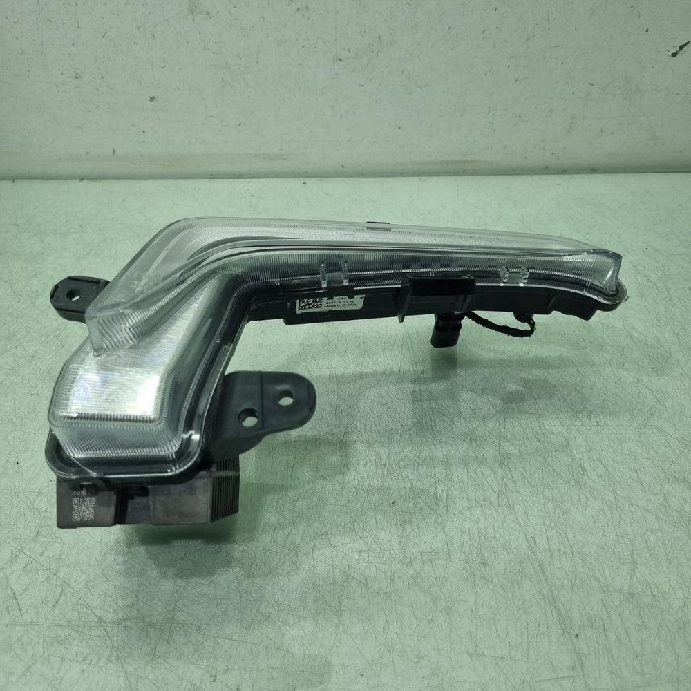 DRL Pisca Esq GM Tracker 2020/2024 Usado