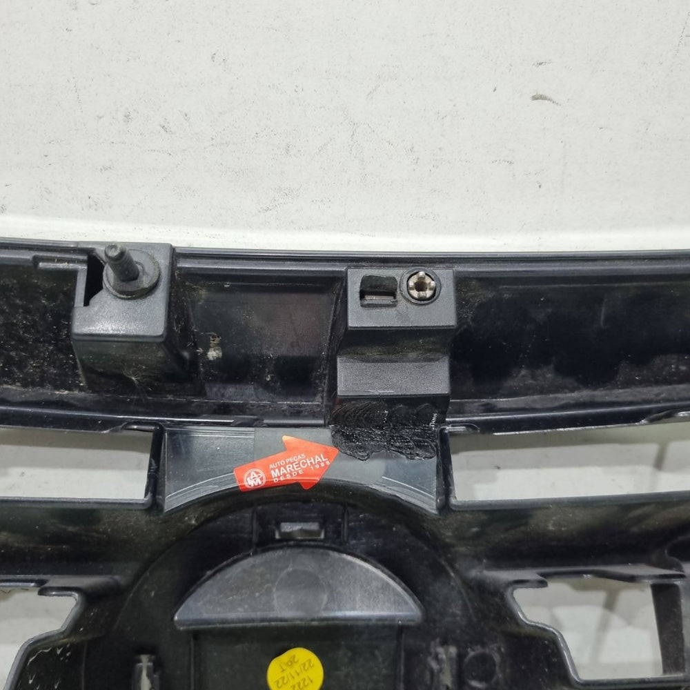 Grade Diant Nissan Versa 16/18 Usada