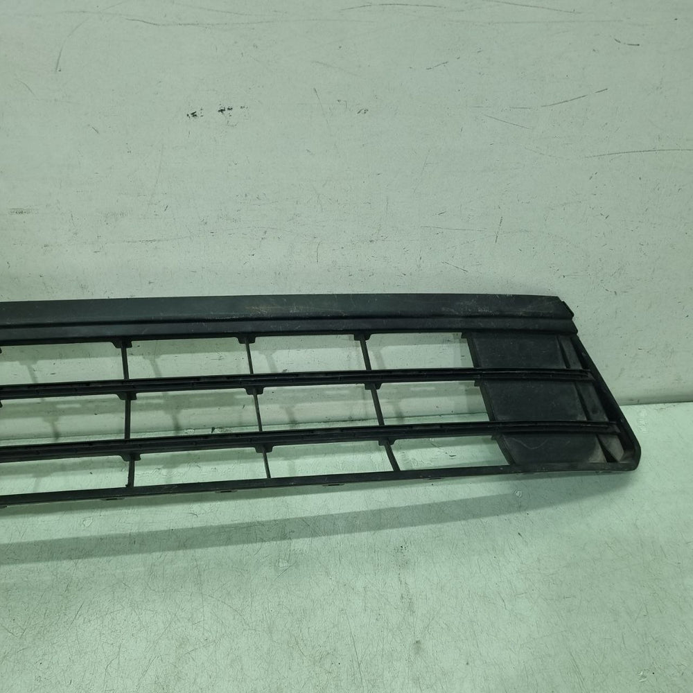 Grade Inf Parachoque VW Polo 2018/2025 Usada