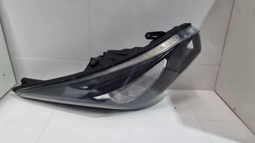 Farol Diant Dir Hyundai HB20 2013/2019 Usado