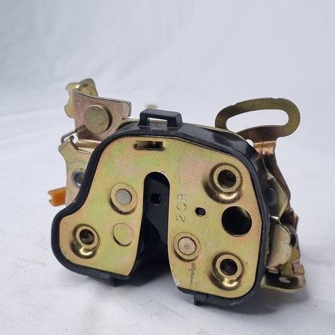 Fechadura Porta Traseira Direita Chevrolet Corsa 1997/2002 Usada