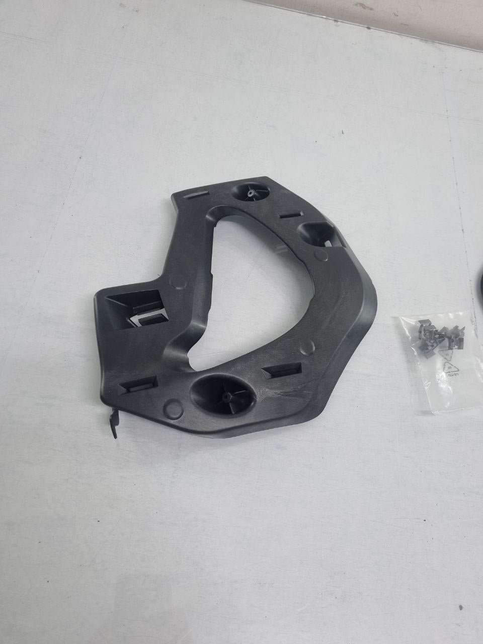 Kit Suporte Parachoque Dianteiro Renault Zoe 2012/2019 Novo