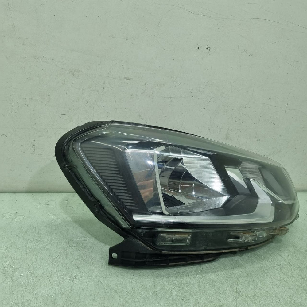 Farol Diant Esq VW Fox 2015/2022 Usado