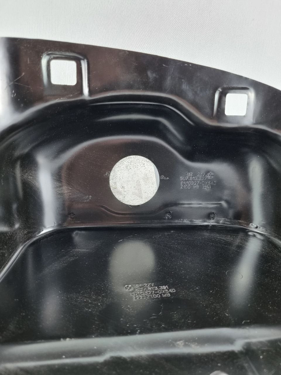 Alojamento Lanterna Traseira Esquerda Volkswagen Saveiro G6 G7 2013/2023 Nova