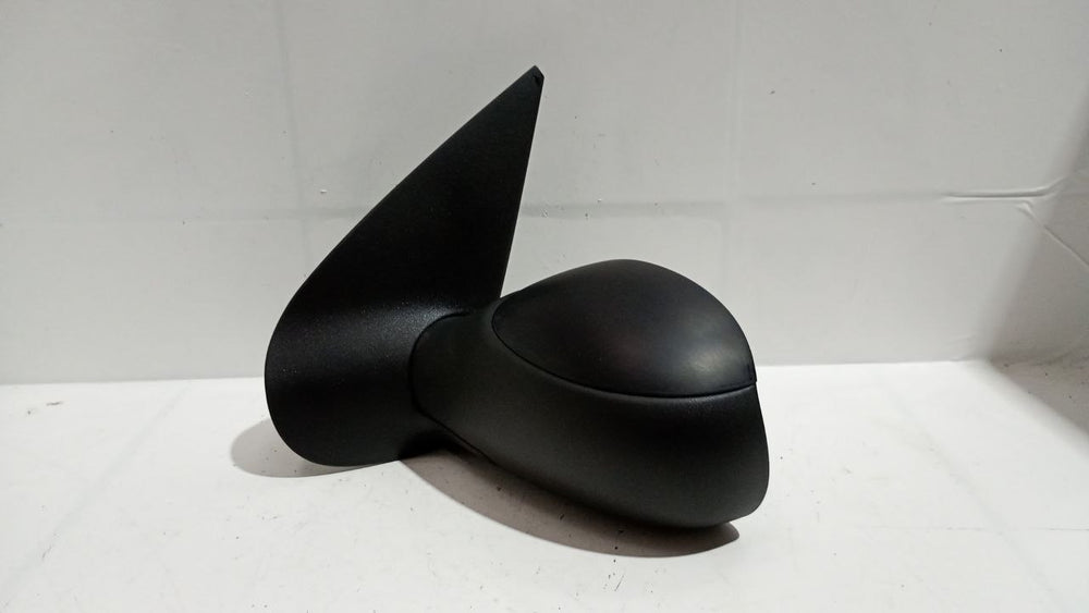 Retrovisor Esq Peugeot 206 207 1998/2014 Usado