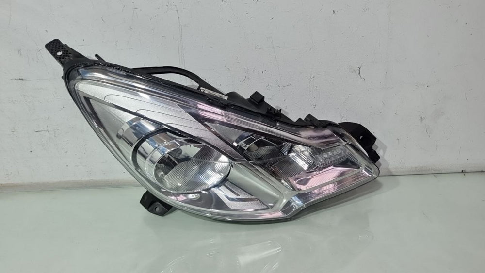 Farol Diant Dir Citroen C3 2013/2020 Usado