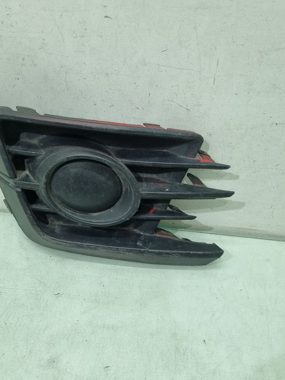 Moldura Farol Milha Dianteiro Esquerdo VW Gol G7 2016/2018 Usado