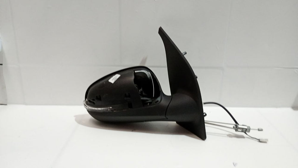 Retrovisor Dir Fiat Moby 2022/2026 Usado