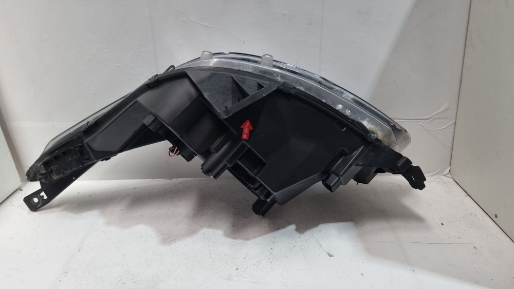 Farol Dianteiro Esquerdo Fiat Argo 2017/2022 Usado