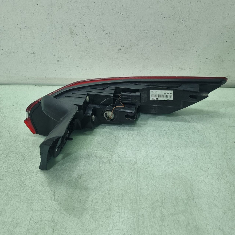Lanterna Trás Esq Fiat Fastback 2013/2016