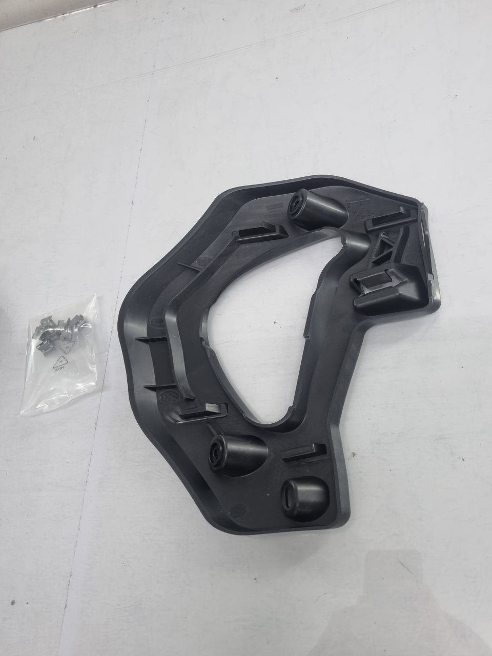 Kit Suporte Parachoque Dianteiro Renault Zoe 2012/2019 Novo