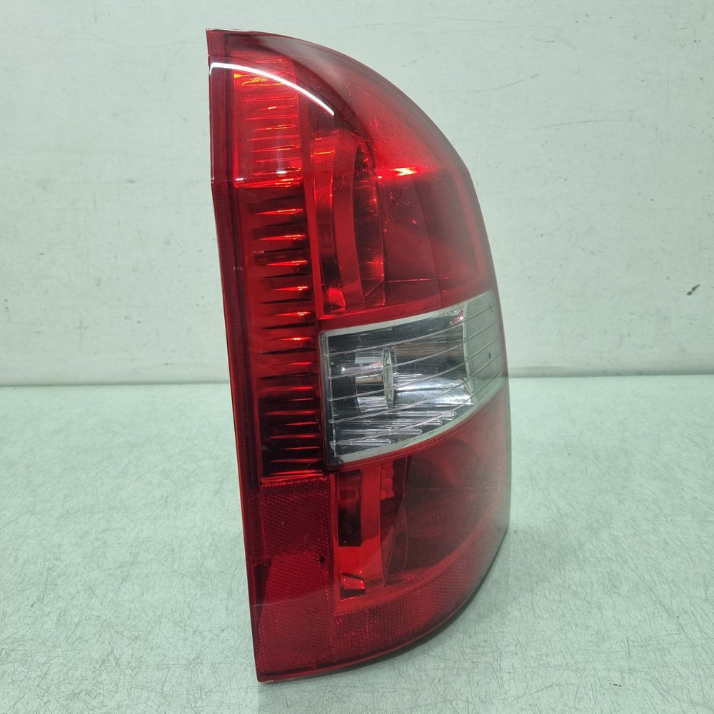 Lanterna Tras Esq Hyundai Tucson 2004/2010 Usada