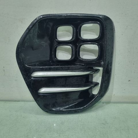 Moldura Farol Milha Dir Kia Sportage 2016/2018 Usado