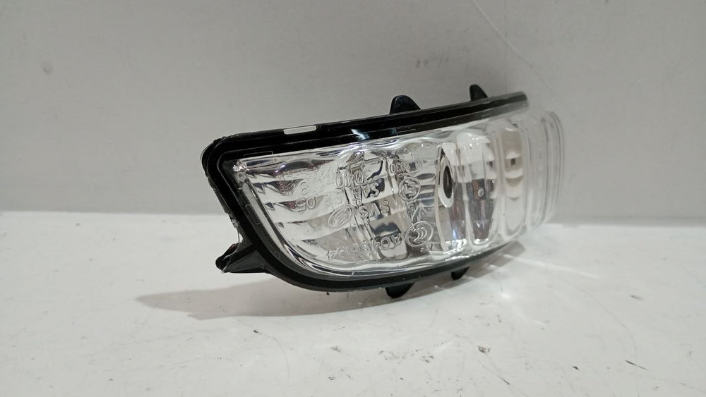 Pisca Retrovisor Dir Volvo C30 S40 C70 2004/2012
