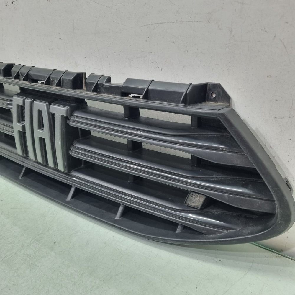 Grade Diant Fiat Doblo 2010/2018 Usada