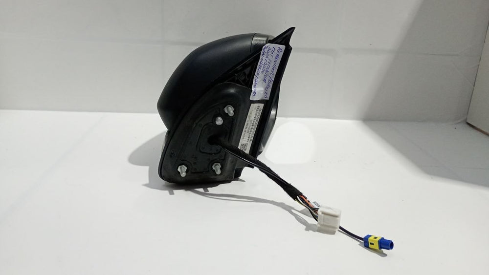 Retrovisor Dir Fiat Titanium 2024/2026 Usado