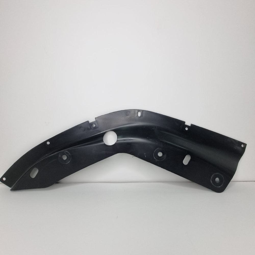 Painel Spoiler Parabarro Dianteiro Direito BMW 320i 2018/2022 Usado