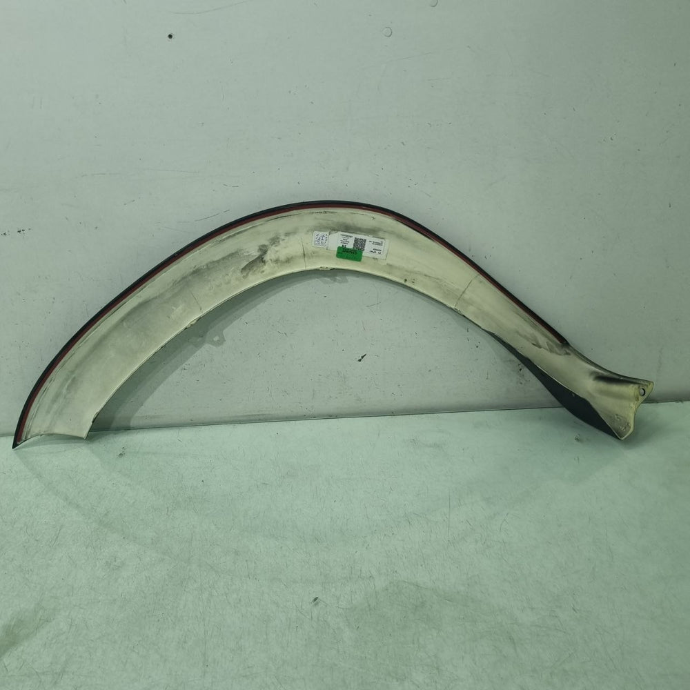 Moldura Paralama Tras Dir Fiat Toro 2016/2020 Usada