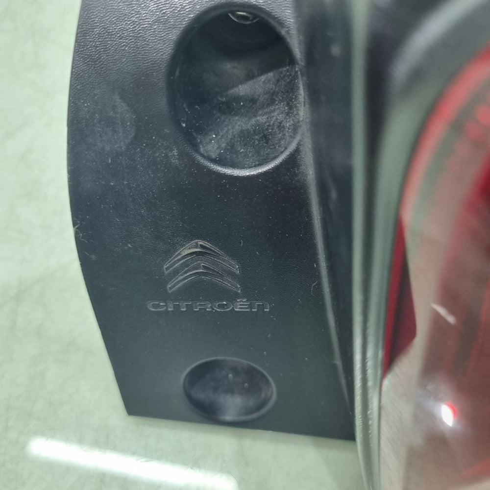 Lanterna Traseira Direita Citroën C3 2023/2025 Usado