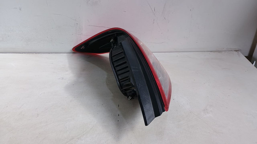 Lanterna Tras Dir Nissan Versa 2012/2019 Usado