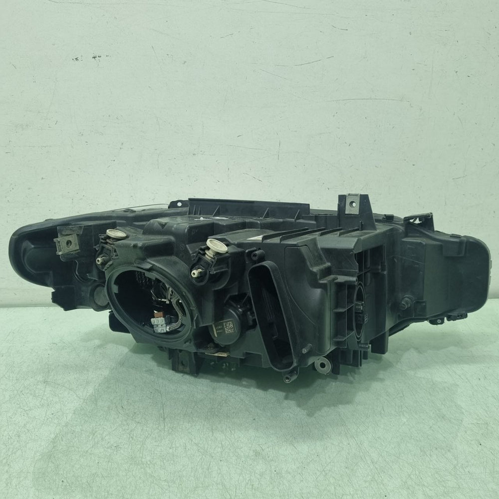 Farol Esq BMW 320i 2013/2016 Xenon Usado