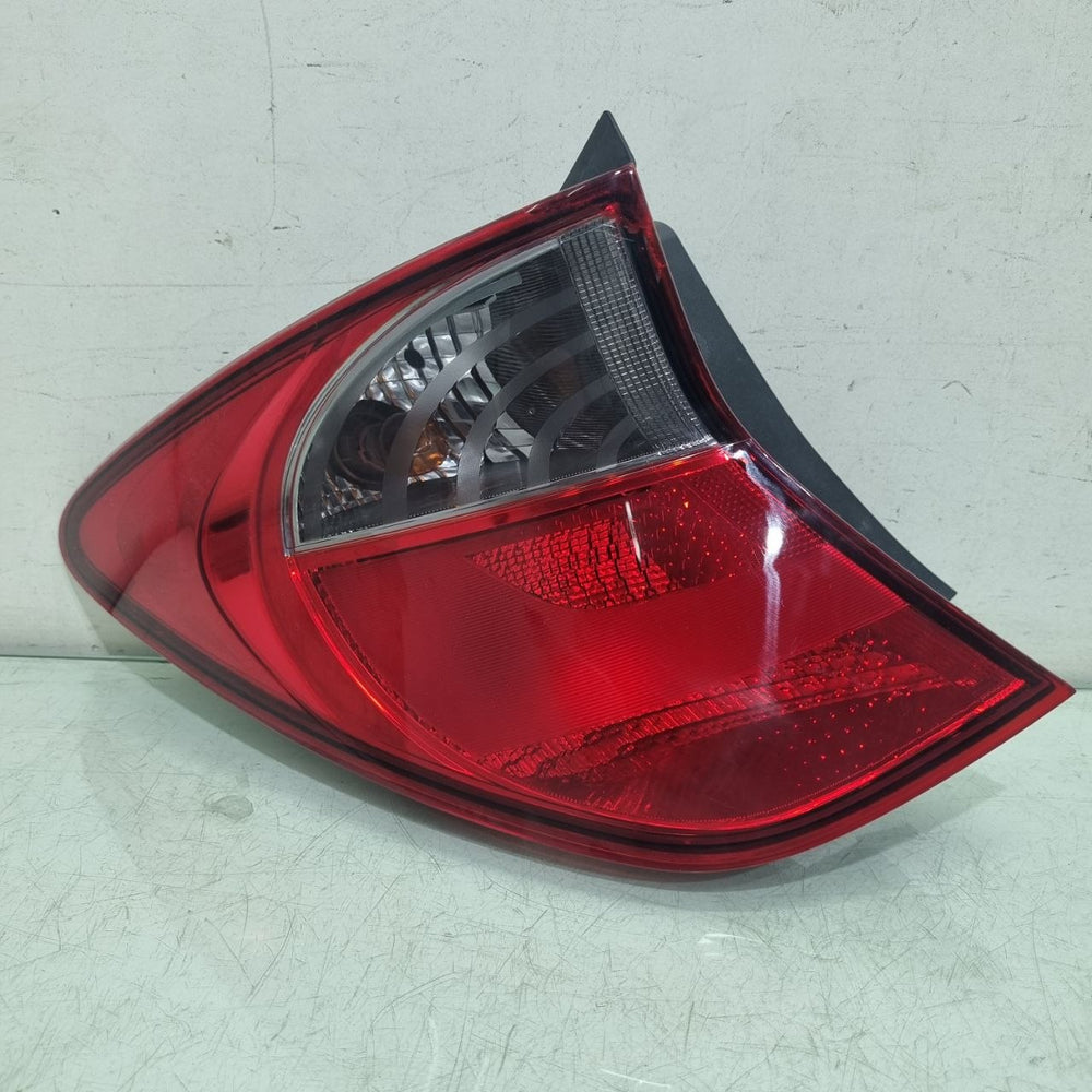 Lanterna Tras Esq Hyundai HB20 Hatch 2020/2022