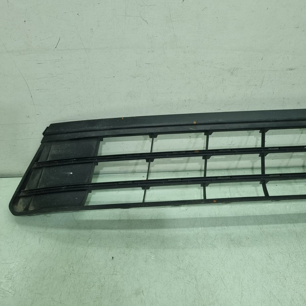 Grade Inf Parachoque VW Polo 2018/2025 Usada