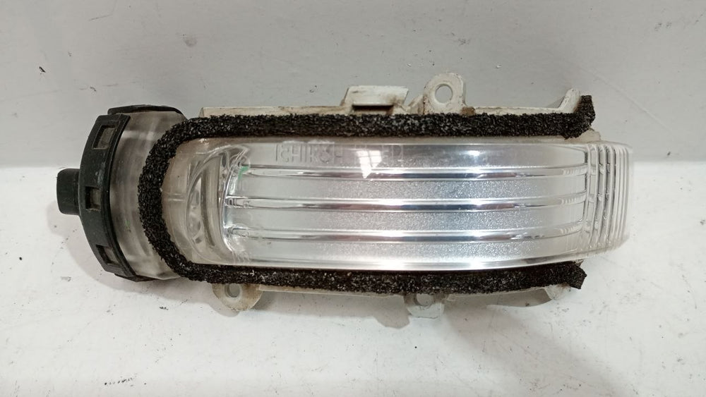 Pisca Seta Retrovisor Esquerdo Toyota Corolla 2008/2012 Usado