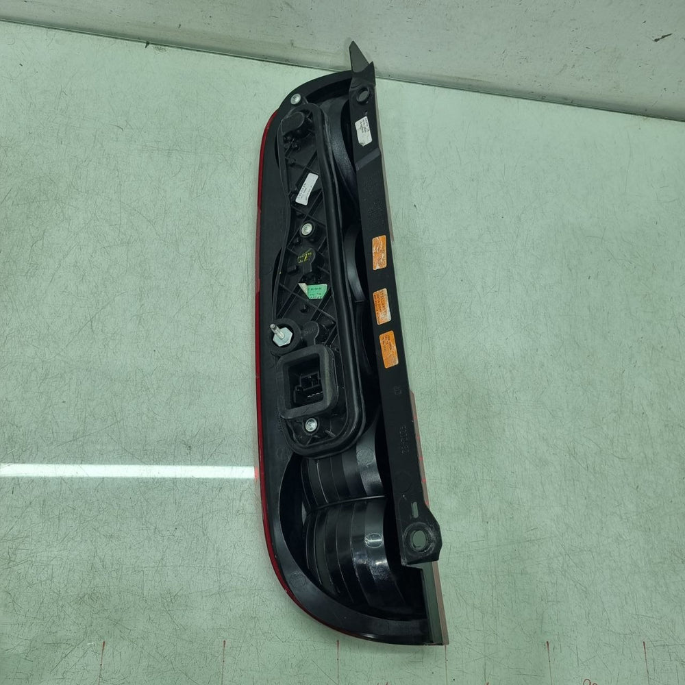 Lanterna Tras Dir Renault Kangoo 13/22 Usada