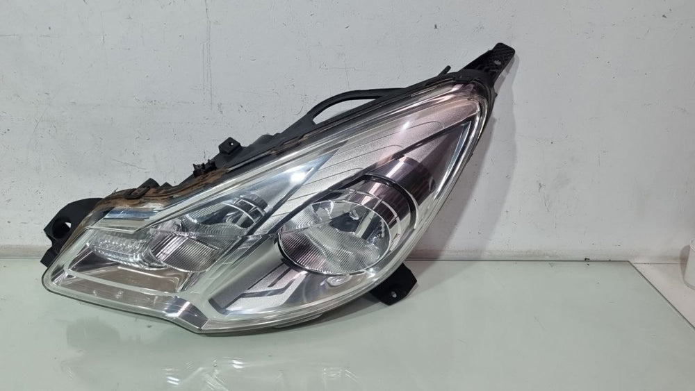 Farol Diant Esq Citroen C3 2013/2019 Usado