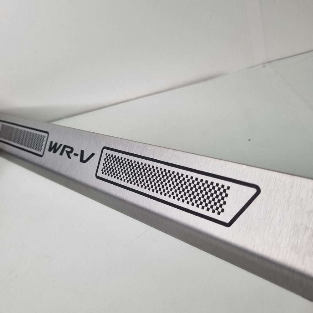 Soleira da Porta Dianteira Honda WR-V 2017/2023 Nova