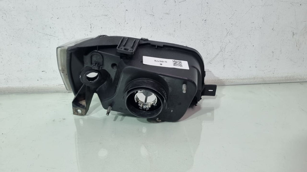 Farol Diant Esq Fiat Uno 2004/2013 Usado