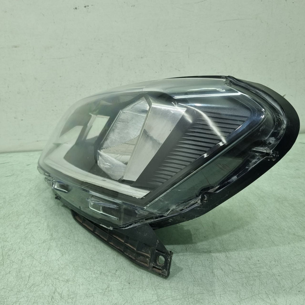 Farol Diant Esq VW Polo 2023/2026 Usado