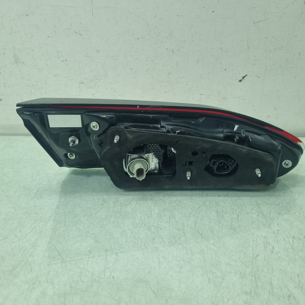 Lanterna Traseira Direita Toyota Corolla Cross 23/25