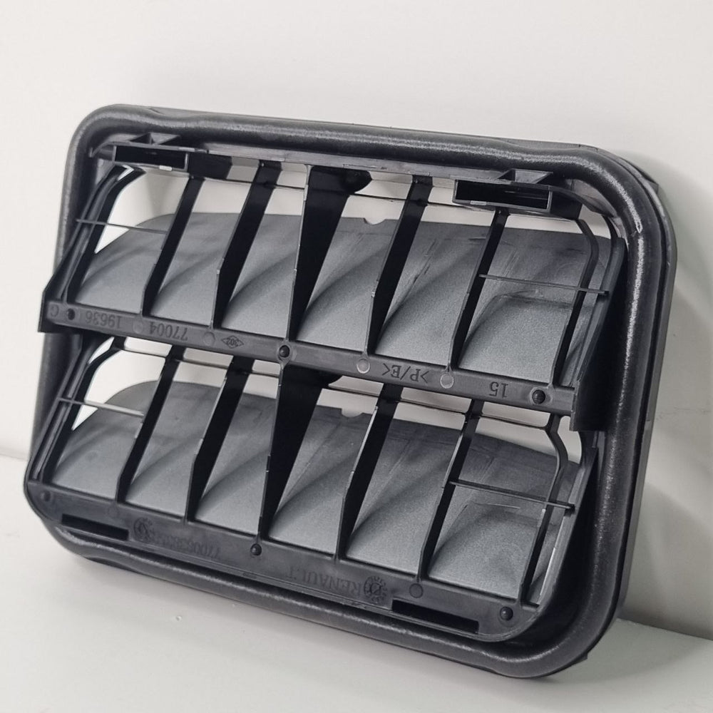 Difusor de Ar Carroceria Traseiro Renault Sandero 2008/2019 Novo